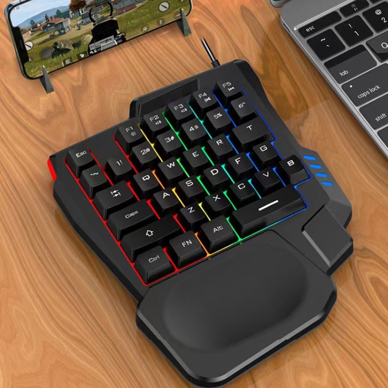 Gaming Keyboard Budget - 1 adet RGB Oyun Klavyesi Tek